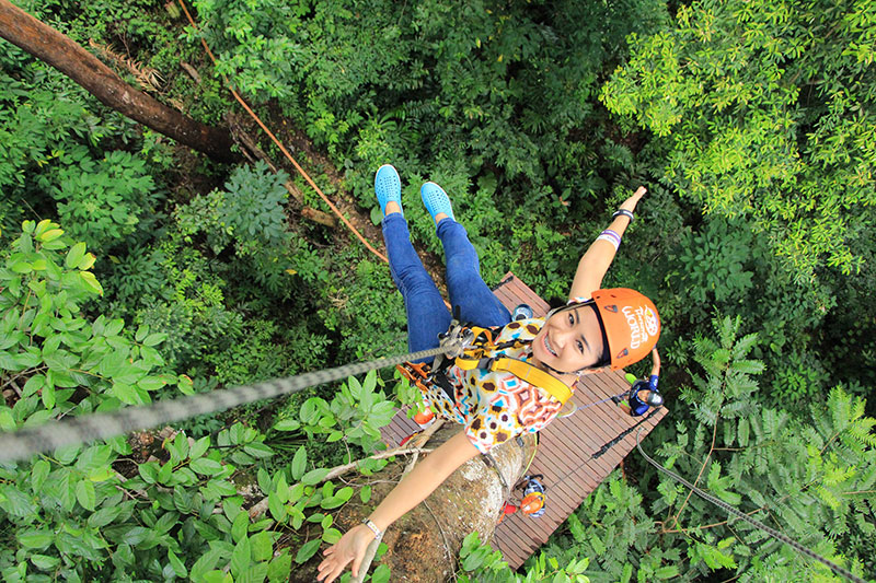 woman-wearing-orange-helmet-redux woman-wearing-orange-helmet-redux